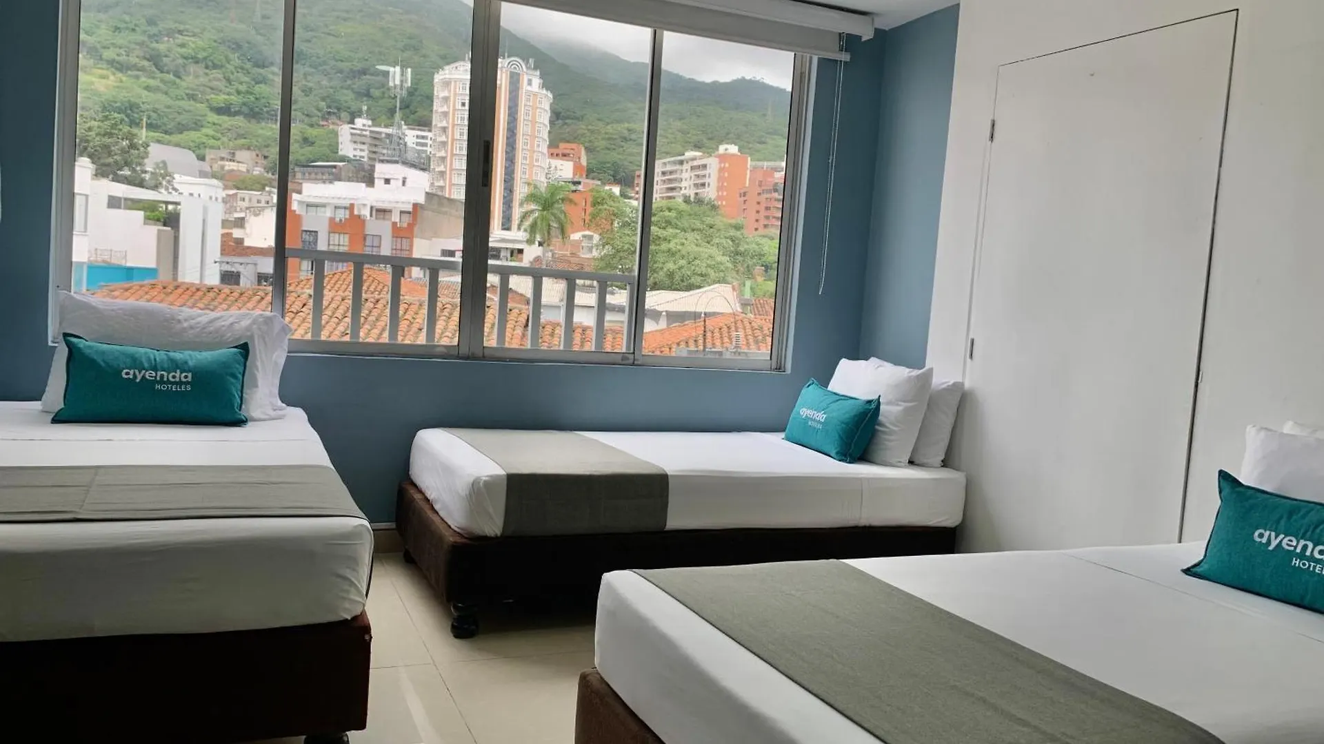 Aw Hotel Ariston Las Vegas De Granada Cali 4*,